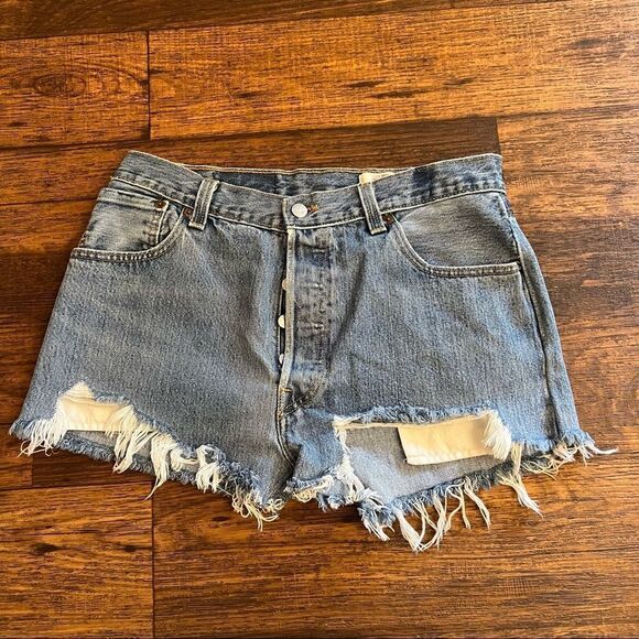 501 levis Button Fly Denim shorts Size 29 - Picture 2 of 10